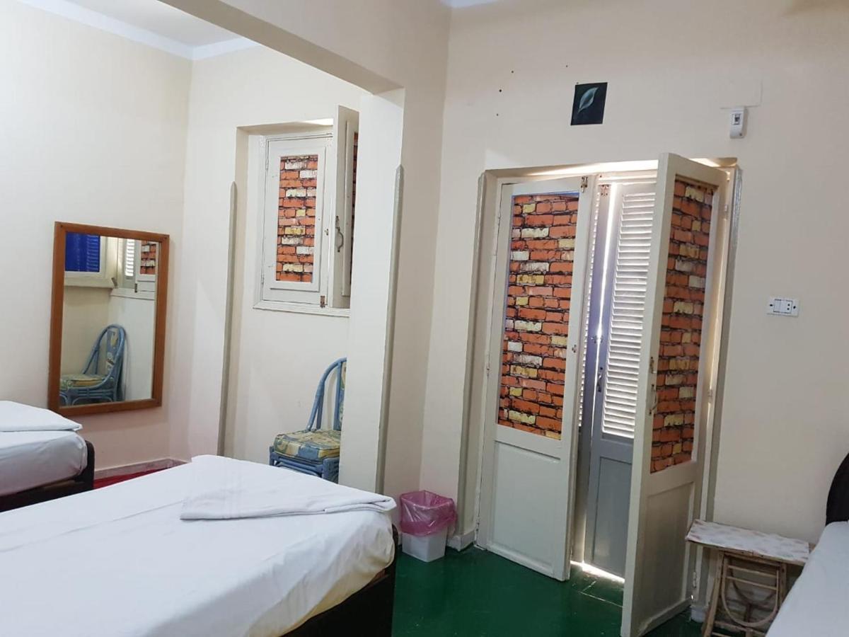 Bob Marley Peace Hotel Luxor Esterno foto
