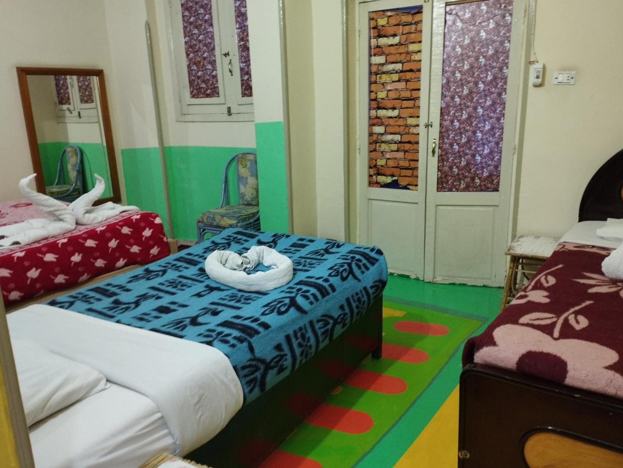 Bob Marley Peace Hotel Luxor Esterno foto